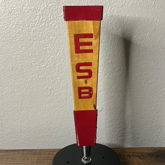 Red Hook ESB ~ Beer Tap Handle 10.5” - Picture 3 of 5